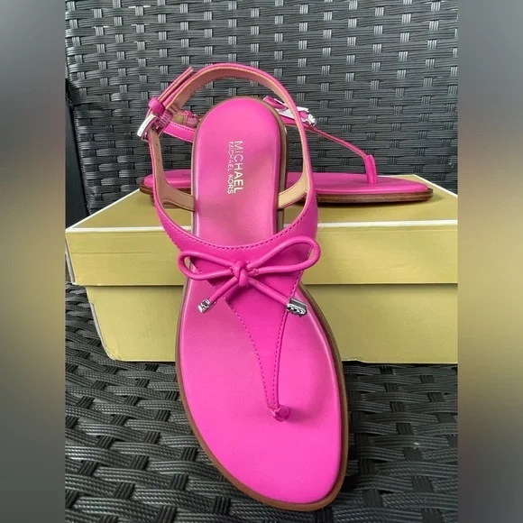 Michael Kors Shoes,Michael Kors Sandals,Michael Kors Pink T-Strap Sandals - Picture 4 of 11